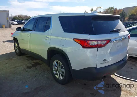 2019 Chevrolet Traverse Ls z USA, uszkodzony, nr VIN 1GNERFKW8KJ245102
